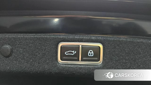 Hyundai Grandeur Hybrid (GN7) id 4847376 из Кореи 8