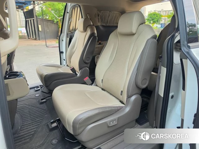 Kia Carnival 4th generation id 4402132 из Кореи 8