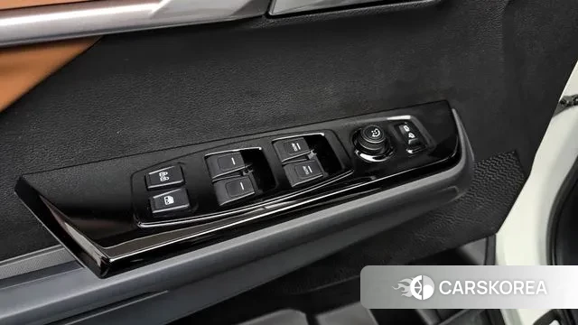 Ssangyong The New Torres id 3763539 из Кореи 8