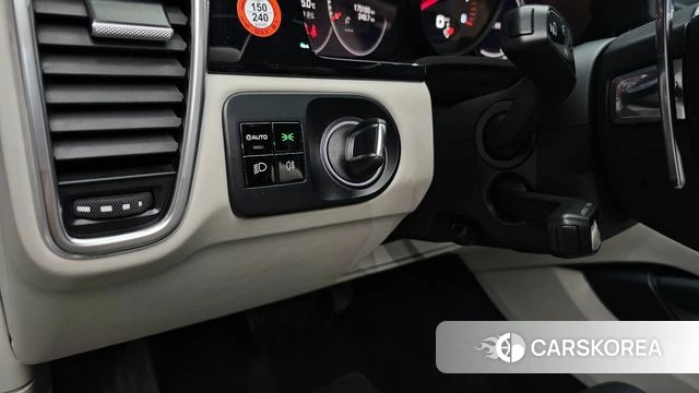 Porsche Cayenne (PO536) id 4344574 из Кореи 8