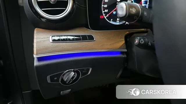 Mercedes-Benz E-Class W213 id 3013273 из Кореи 8