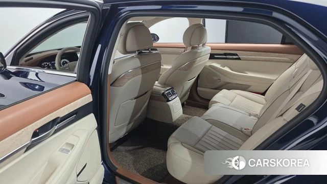 Genesis G90 id 3905279 из Кореи 8