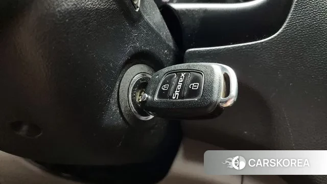 Hyundai The New Grand Starex id 3054906 из Кореи 8