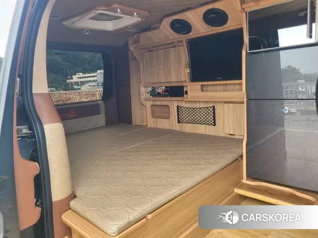 Hyundai Staria id 3027911 из Кореи 8