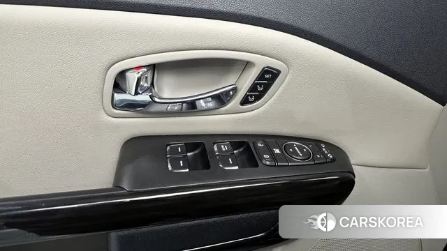 Kia The New Carnival id 3362845 из Кореи 8