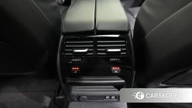BMW 5 Series (G30) id 4245164 из Кореи 8