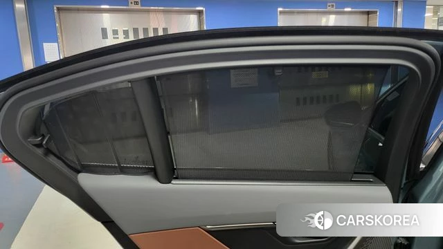 BMW 5 Series (G60) id 4279627 из Кореи 8
