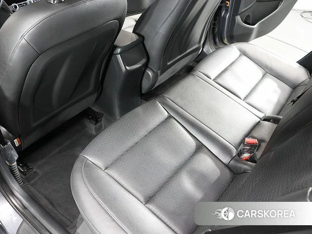 Hyundai The New Avante AD id 3808045 из Кореи 8