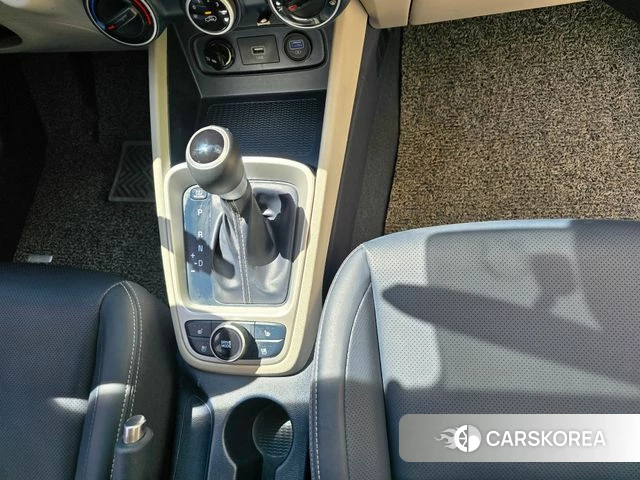 Hyundai Venue id 4283539 из Кореи 8