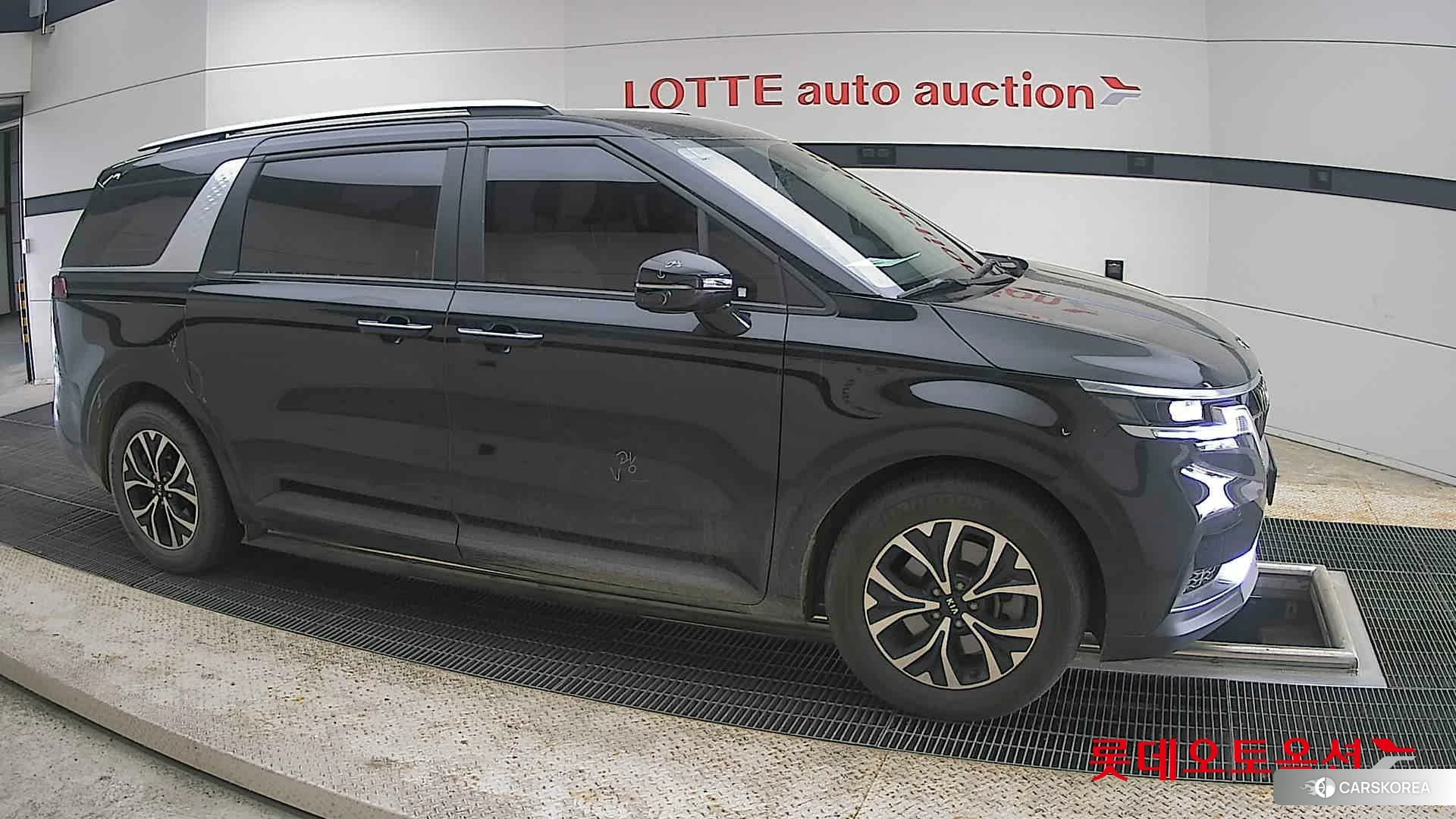 Kia Carnival id 4289634 из Кореи 8