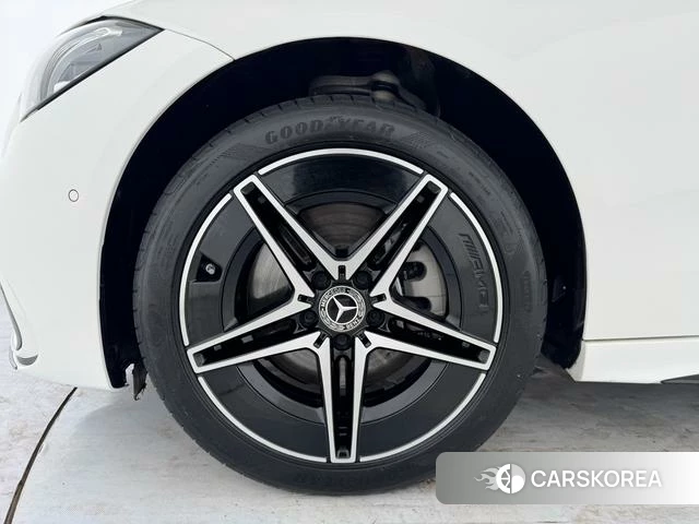 Mercedes-Benz Class C id 4272654 из Китая 8