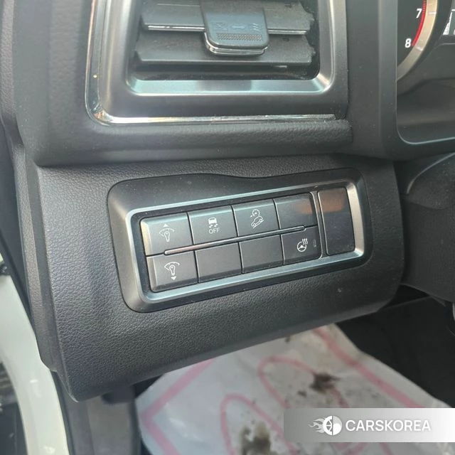 Ssangyong Tivoli Air id 4842616 из Кореи 8