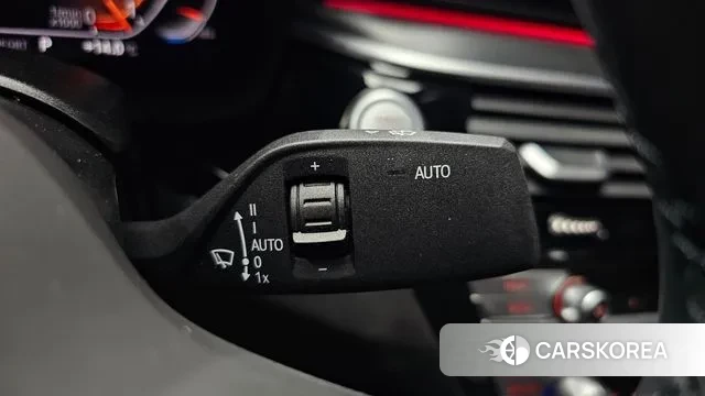 BMW 5 Series (G30) id 3410854 из Кореи 8