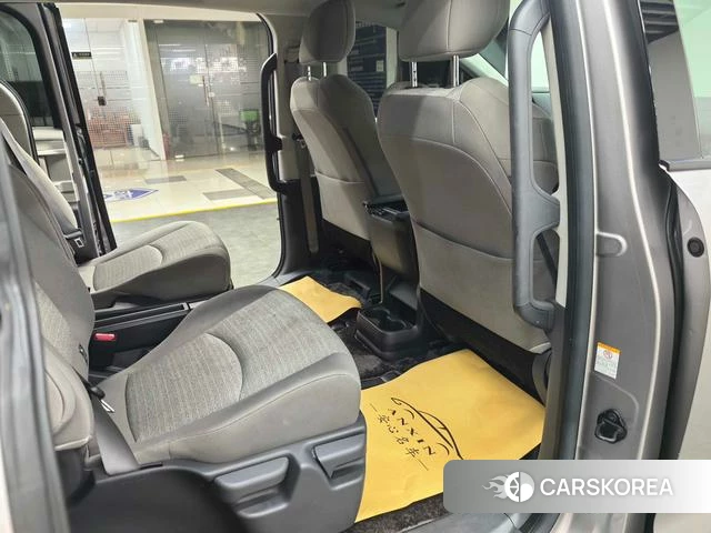 Toyota Saina id 4257549 из Китая 8