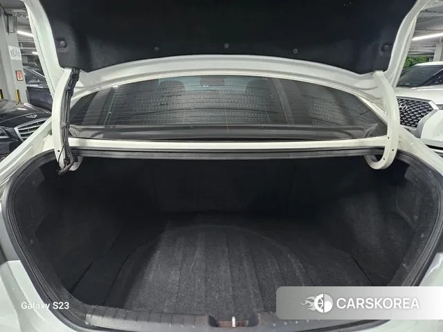 Hyundai Avante AD id 3198727 из Кореи 8