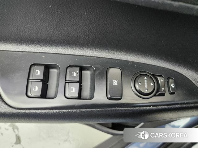 Kia Stonic id 4304841 из Кореи 8