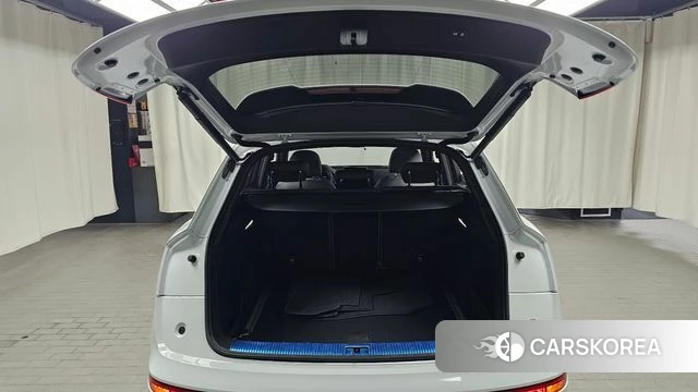Audi SQ5 (FY) id 4268556 из Кореи 8