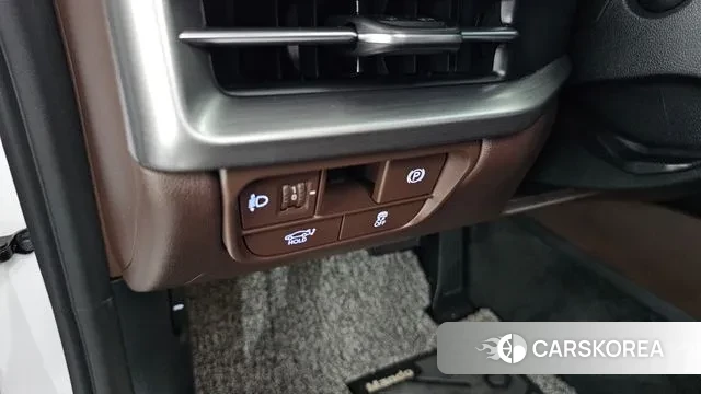 Hyundai Grandeur (GN7) id 2889367 из Кореи 8