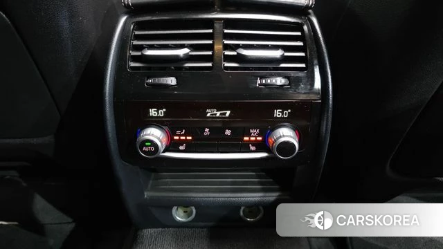 BMW 5 Series (G30) id 3911823 из Кореи 8