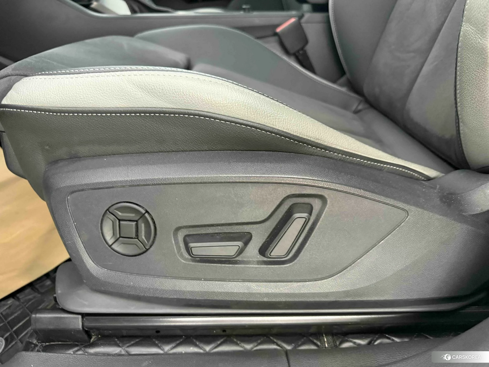 Audi Q3 id 4493184 из Китая 8