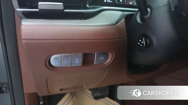 Genesis G90 (RS4) id 3550837 из Кореи 8