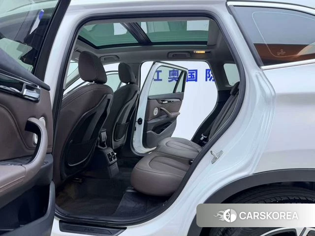 BMW X1 id 4291312 из Китая 8