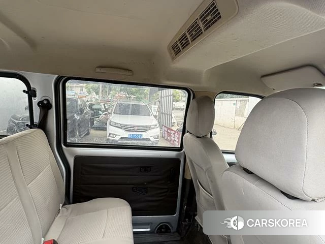 Wuling Automobile Wuling Rongguang id 4242352 из Китая 8