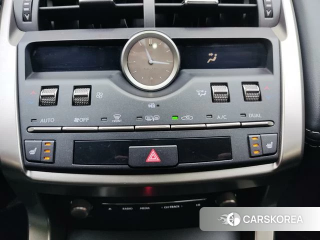 Lexus NX id 4298360 из Китая 8