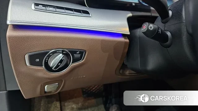 Mercedes-Benz E-Class W213 id 3656636 из Кореи 8