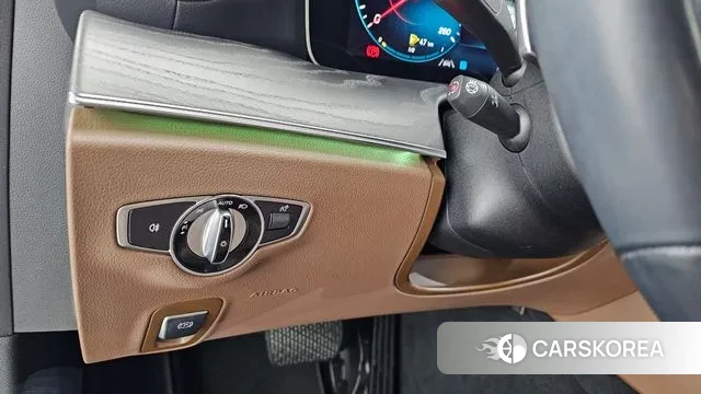 Mercedes-Benz E-Class W213 id 3777358 из Кореи 8