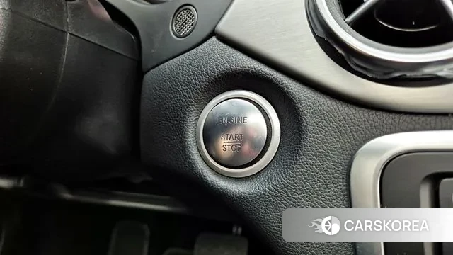 Mercedes-Benz GLA-Class X156 id 3205979 из Кореи 8