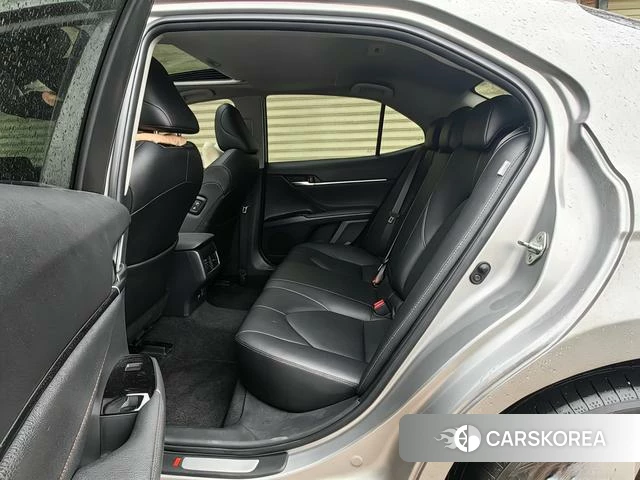Toyota Camry id 4314596 из Китая 8