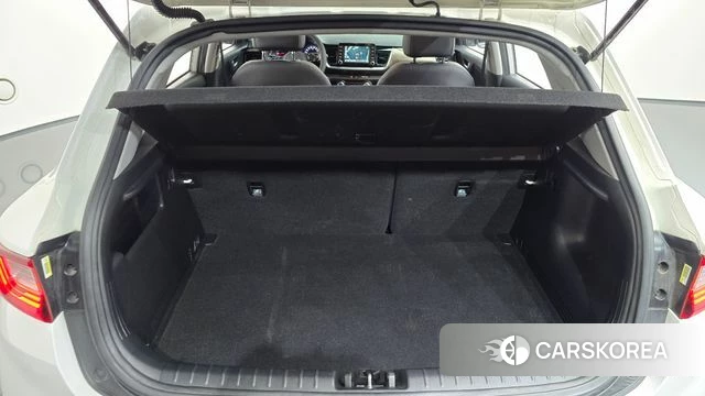 Kia Stonic id 4295065 из Кореи 8