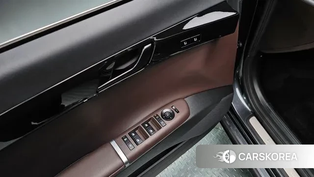 Hyundai Grandeur Hybrid (GN7) id 3016272 из Кореи 8