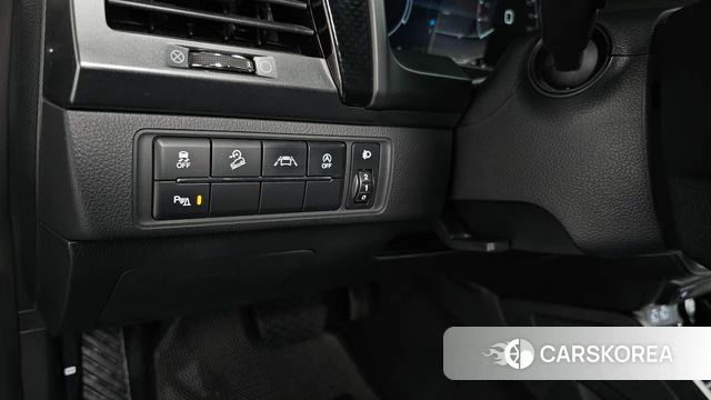 Ssangyong The New Rexton Sports Cannes id 4401797 из Кореи 8