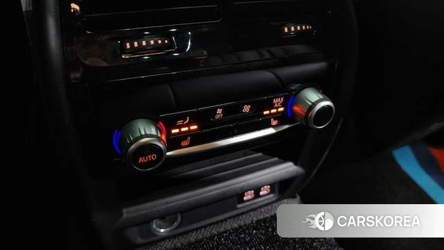 BMW 5 Series (G30) id 3794902 из Кореи 8