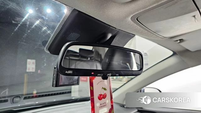Kia Stonic id 4605359 из Кореи 8
