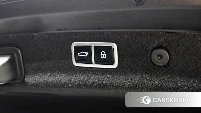Genesis The New G70 id 3793390 из Кореи 8