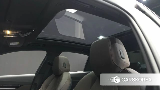 BMW 5 Series (G60) id 4315577 из Кореи 8
