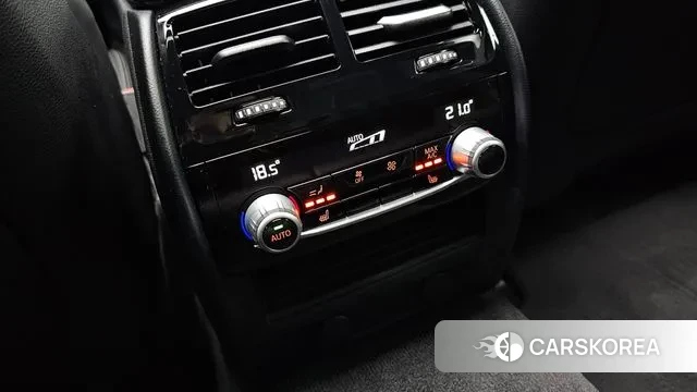 BMW 5 Series (G30) id 3418230 из Кореи 8