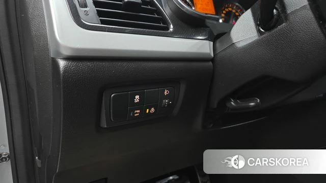 Ssangyong New Style Korando C id 4633219 из Кореи 8