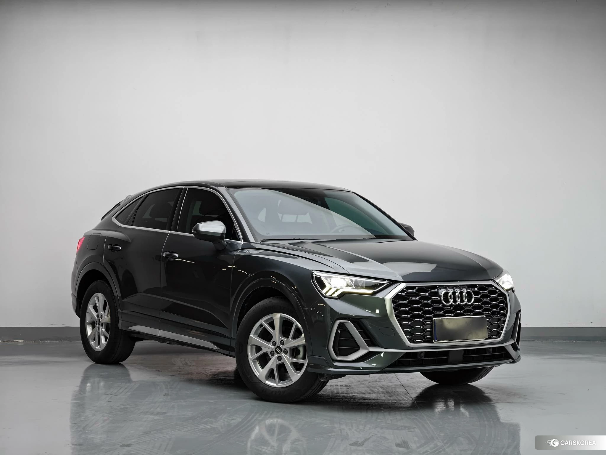 Audi Q3 Sportback id 4452033 из Китая 8
