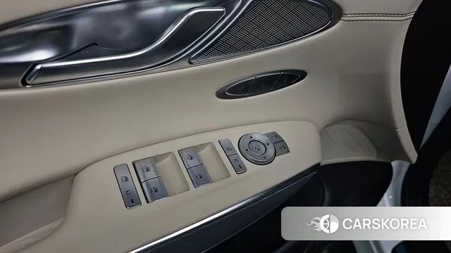 Genesis GV70 id 3606035 из Кореи 8