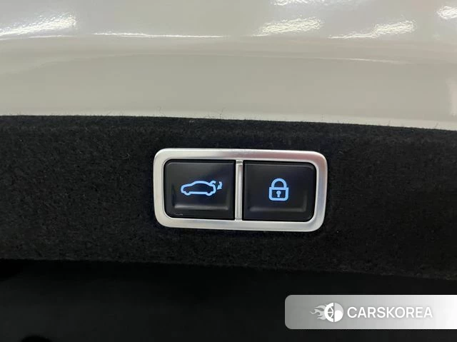 Hyundai Grandeur Hybrid (GN7) id 4394832 из Кореи 8
