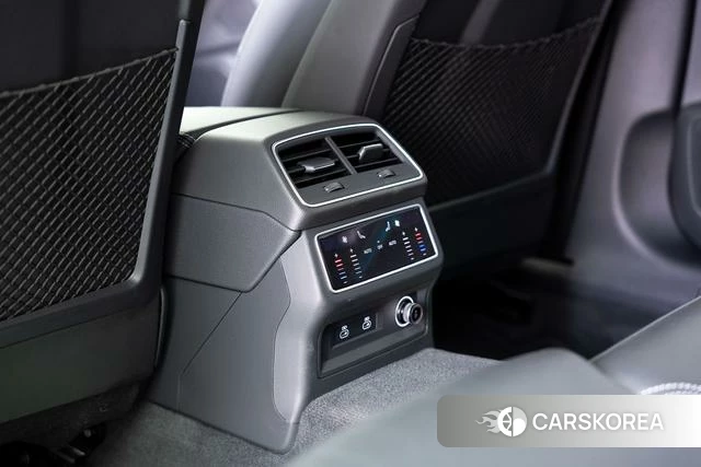 Audi A6L id 4301004 из Китая 8