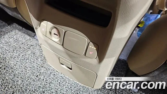 Kia The New Carnival id 2406326 из Кореи 8