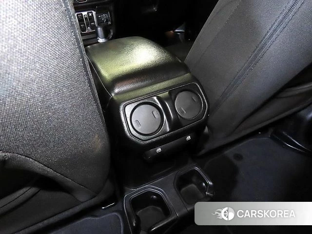 Jeep Wrangler (JL) id 4339546 из Кореи 8
