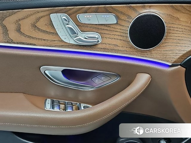 Mercedes-Benz E-Class W213 id 4476233 из Кореи 8