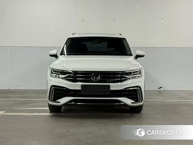 Volkswagen Tiguan L PHEV id 4272061 из Китая 8