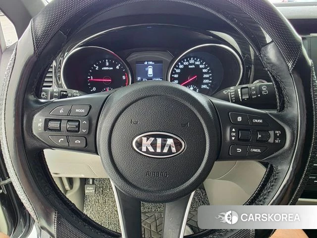 Kia The New Carnival id 4543316 из Кореи 8